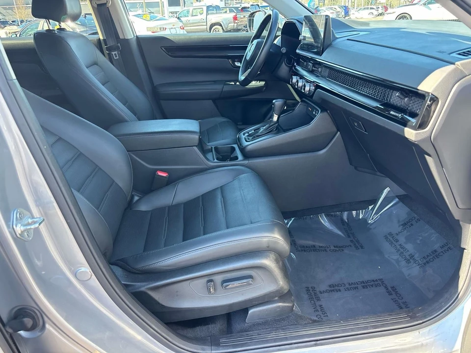 2023 Honda CR-V 6th Gen - Image 18 of 21