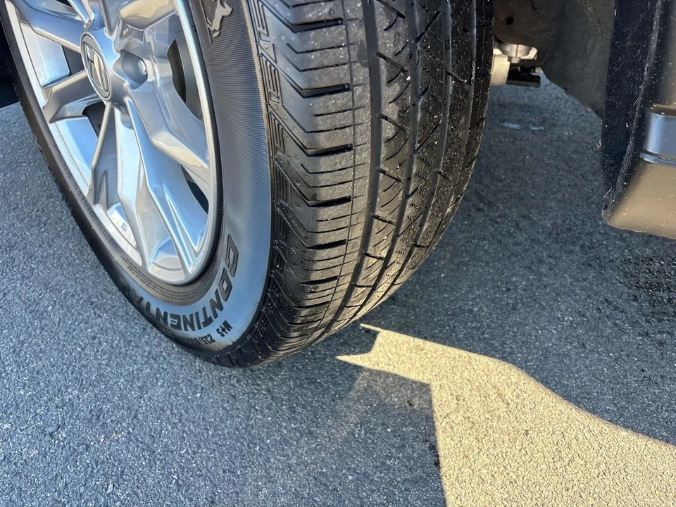 2023 Honda CR-V 6th Gen - Image 9 of 21