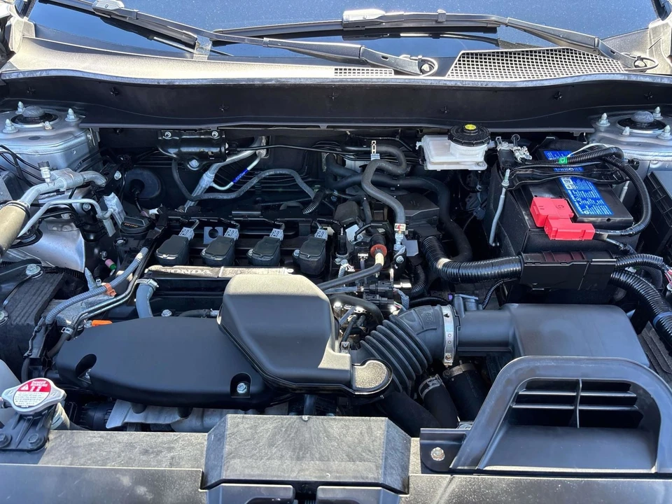 2023 Honda CR-V 6th Gen - Image 10 of 21