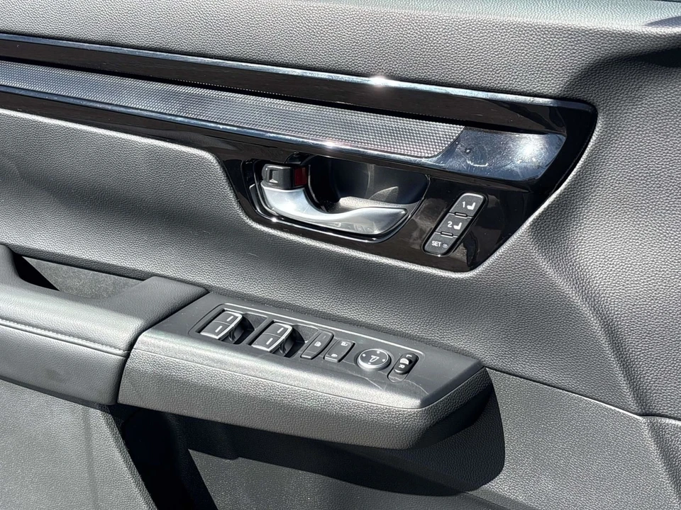 2023 Honda CR-V 6th Gen - Image 19 of 21
