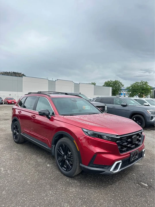 2023 Honda CR-V 6th Gen - Image 2 of 8