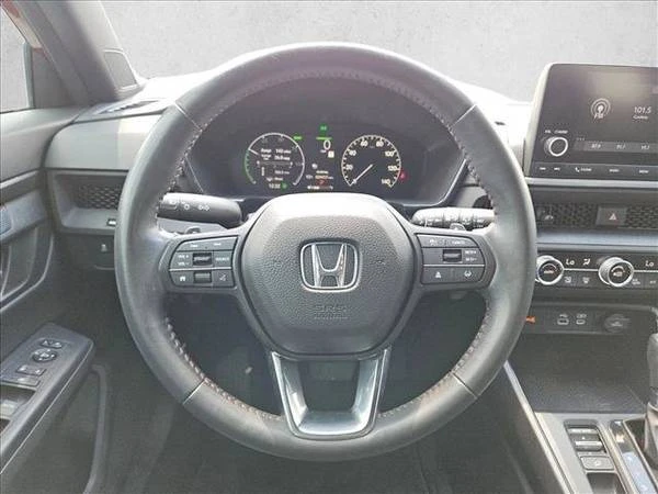 2023 Honda CR-V 6th Gen - Image 11 of 21