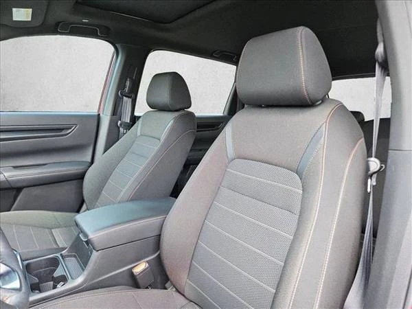 2023 Honda CR-V 6th Gen - Image 16 of 21