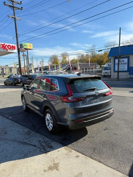 2023 Honda CR-V 6th Gen - Image 5 of 8