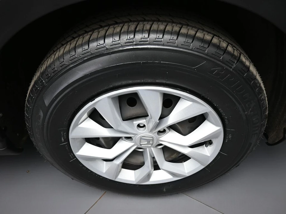2023 Honda CR-V 6th Gen - Image 12 of 21