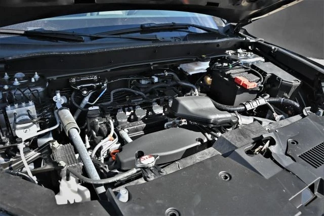 2023 Honda CR-V 6th Gen - Image 16 of 17