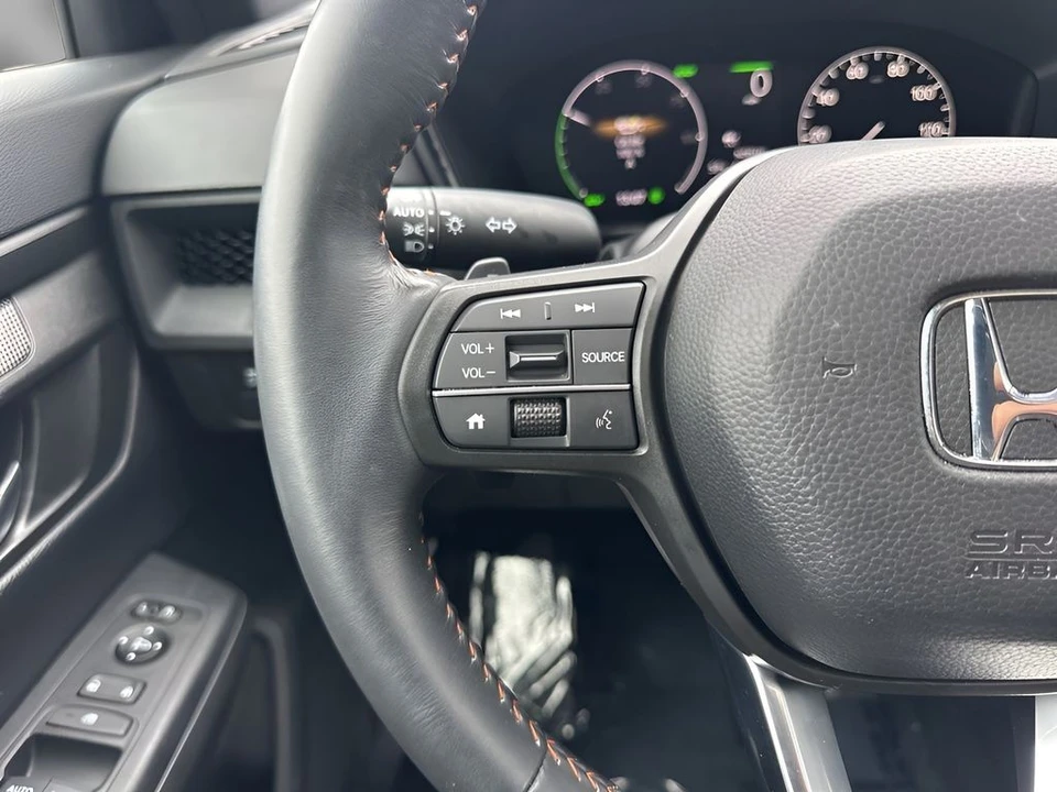 2023 Honda CR-V 6th Gen - Image 15 of 21