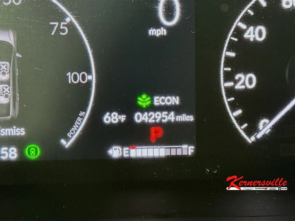 2023 Honda CR-V 6th Gen - Image 15 of 21