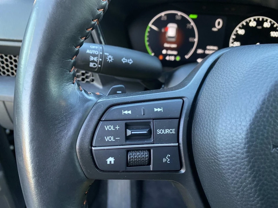 2023 Honda CR-V 6th Gen - Image 18 of 21