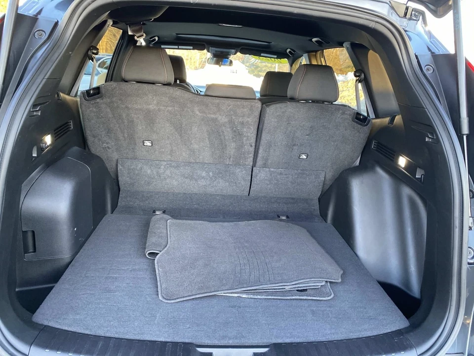 2023 Honda CR-V 6th Gen - Image 6 of 21