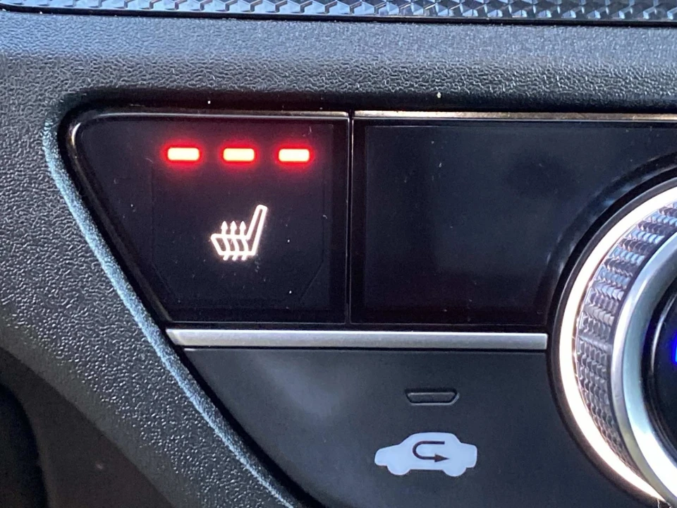 2023 Honda CR-V 6th Gen - Image 16 of 21
