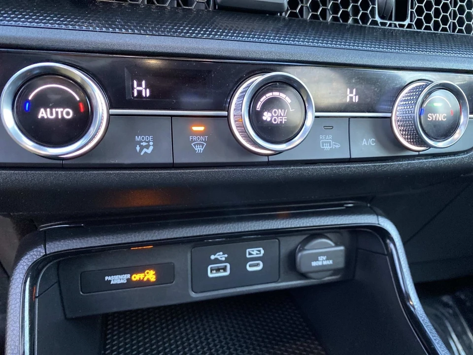 2023 Honda CR-V 6th Gen - Image 15 of 21