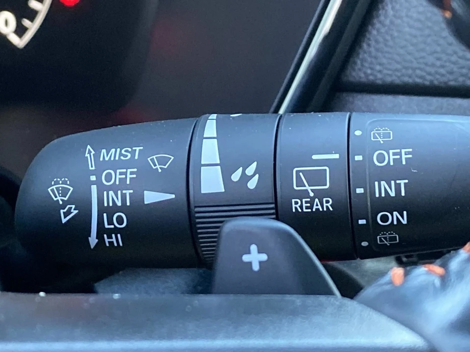 2023 Honda CR-V 6th Gen - Image 20 of 21