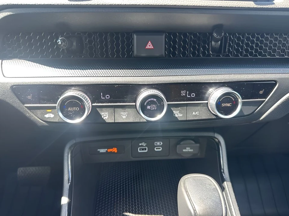 2023 Honda CR-V 6th Gen - Image 19 of 21