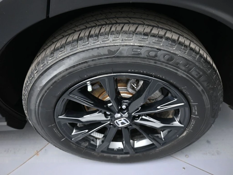 2023 Honda CR-V 6th Gen - Image 15 of 21