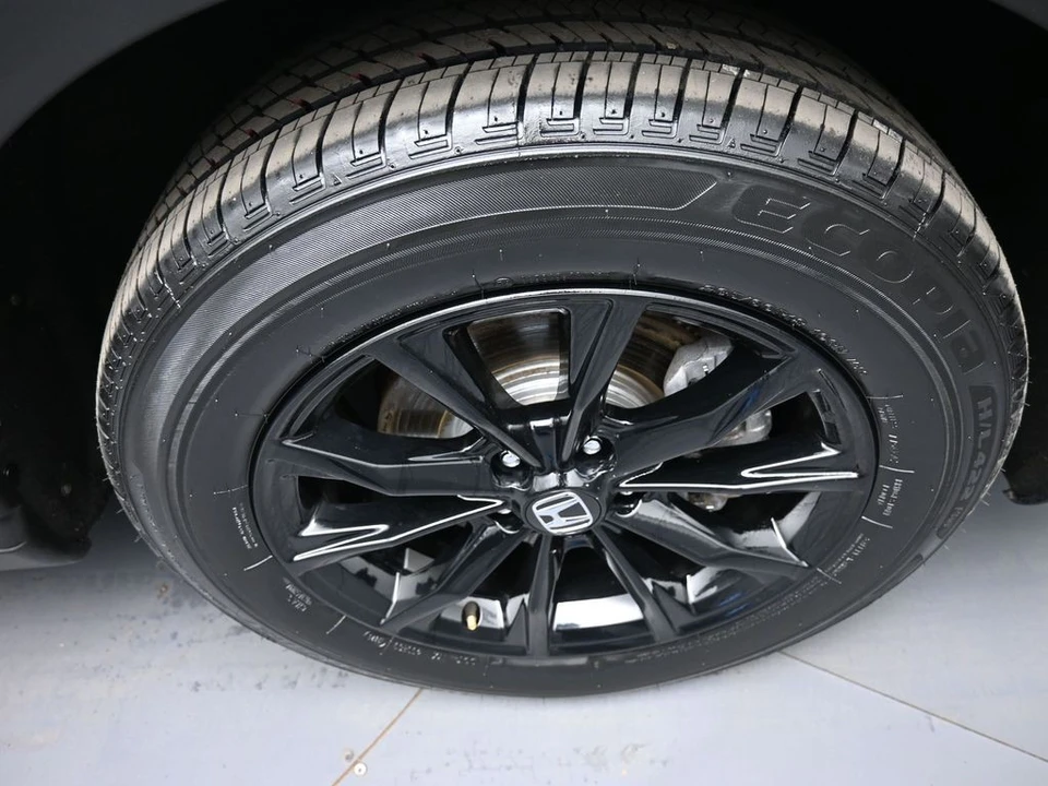 2023 Honda CR-V 6th Gen - Image 13 of 21