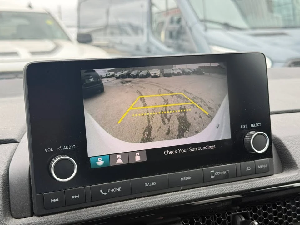 2023 Honda CR-V 6th Gen - Image 8 of 11