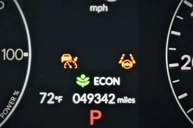 2023 Honda CR-V 6th Gen - Image 8 of 17