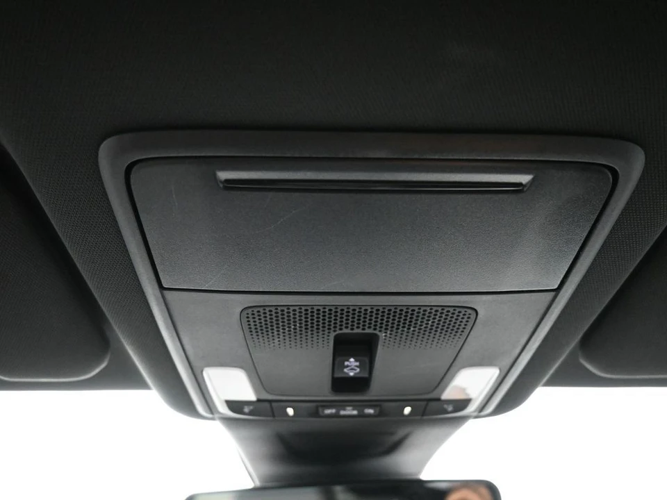 2023 Honda CR-V 6th Gen - Image 17 of 21