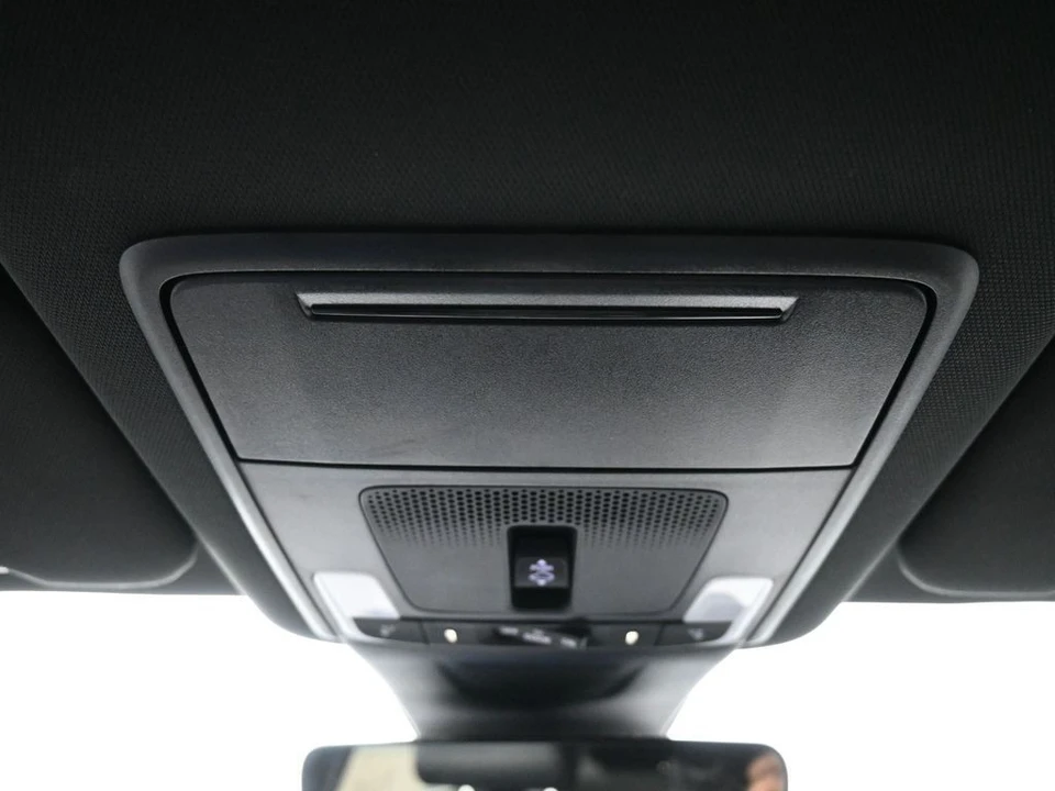 2023 Honda CR-V 6th Gen - Image 17 of 21