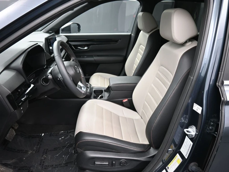 2023 Honda CR-V 6th Gen - Image 19 of 31