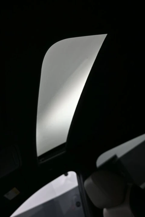2023 Honda CR-V 6th Gen - Image 18 of 31