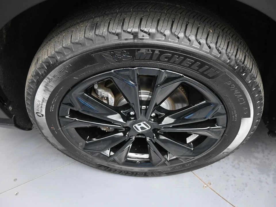 2023 Honda CR-V 6th Gen - Image 14 of 21