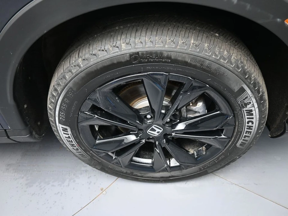 2023 Honda CR-V 6th Gen - Image 13 of 21