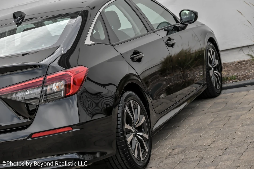 2023 Honda Civic 11th Gen - Image 14 of 21