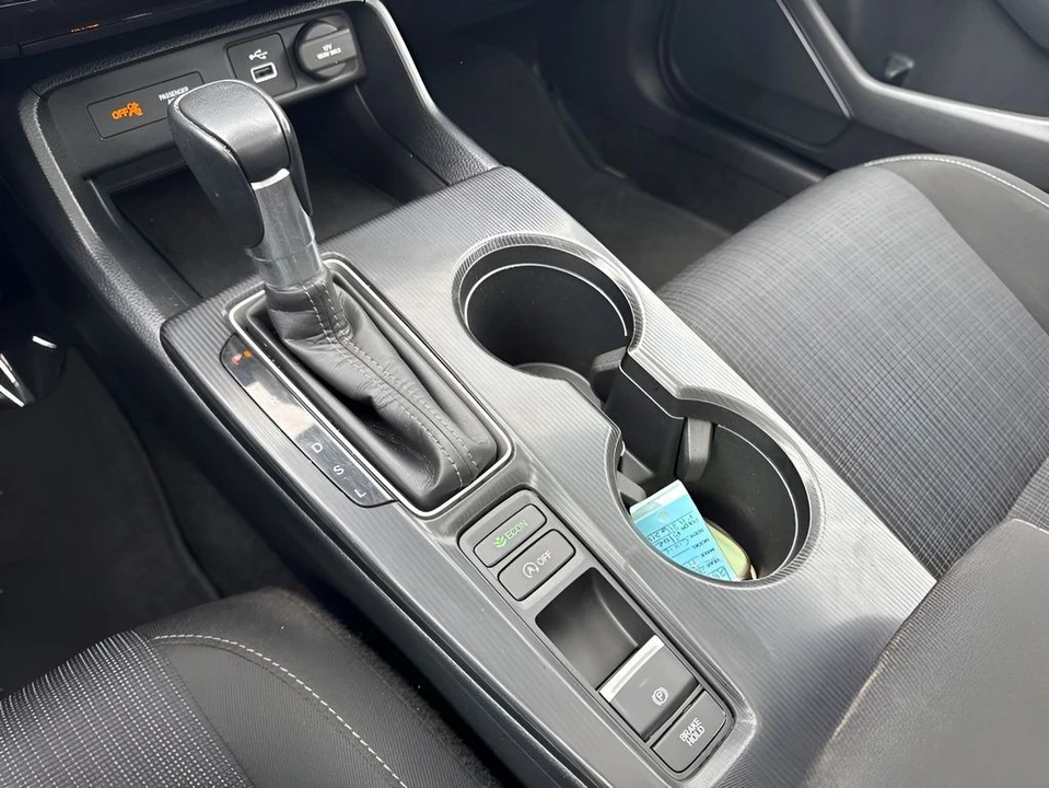 2023 Honda Civic 11th Gen - Image 17 of 31