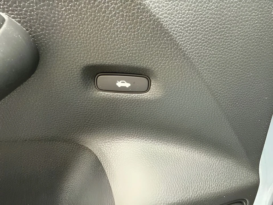2023 Honda Civic 11th Gen - Image 26 of 31