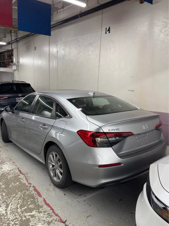 2023 Honda Civic 11th Gen - Image 2 of 9