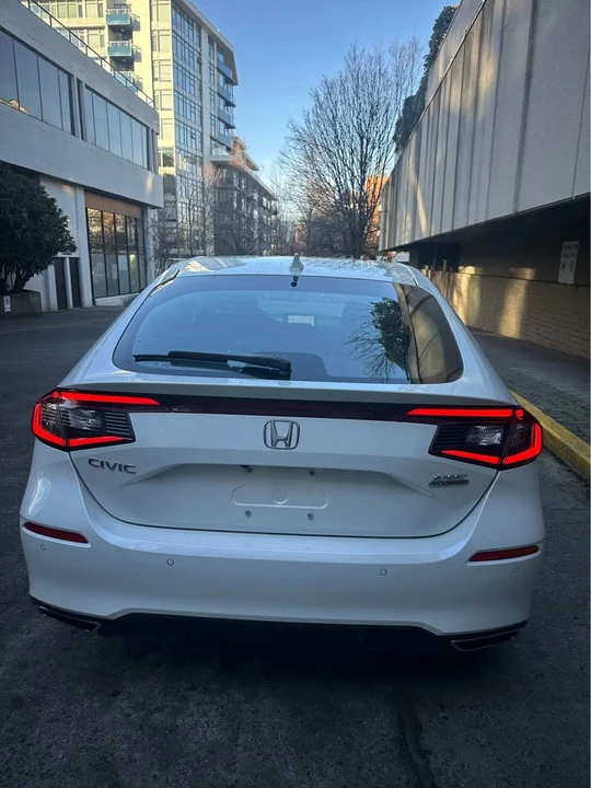 2023 Honda Civic 11th Gen - Image 7 of 19