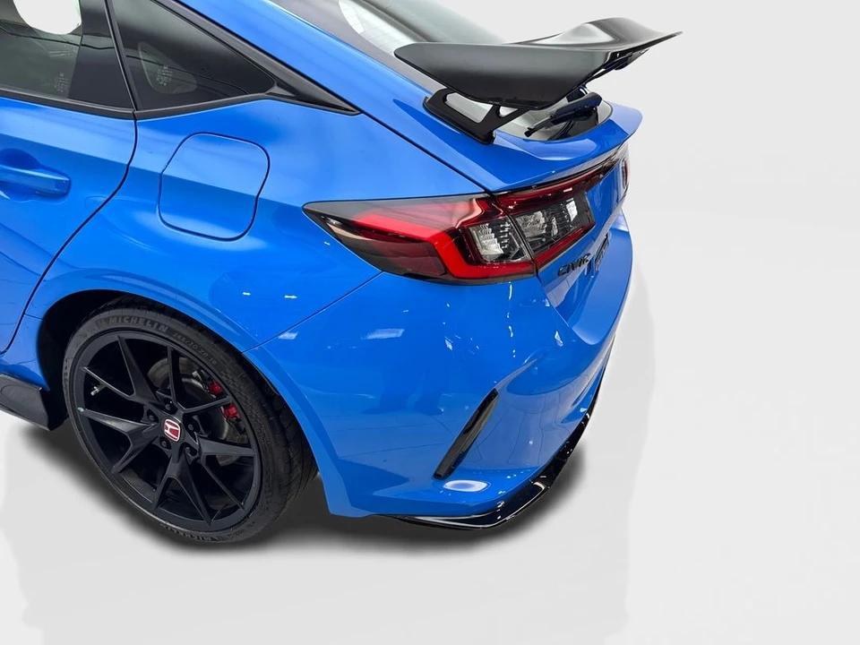 2023 Honda Civic 11th Gen - Image 17 of 31