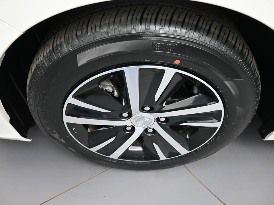 2023 Honda Civic 11th Gen - Image 14 of 21