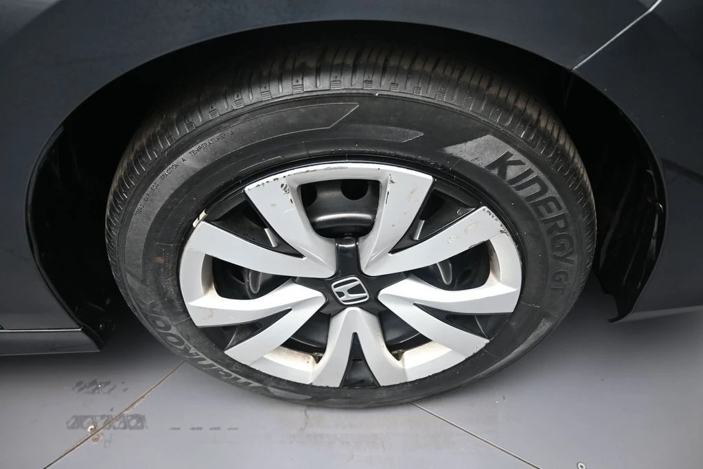 2023 Honda Civic 11th Gen - Image 13 of 31