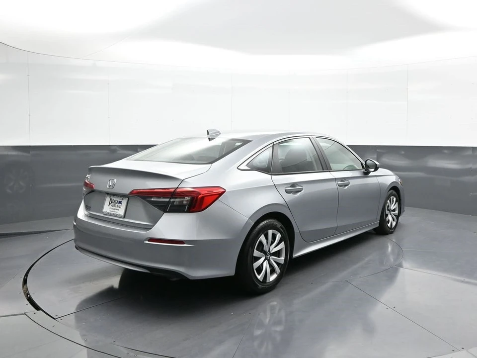 2023 Honda Civic 11th Gen - Image 10 of 12