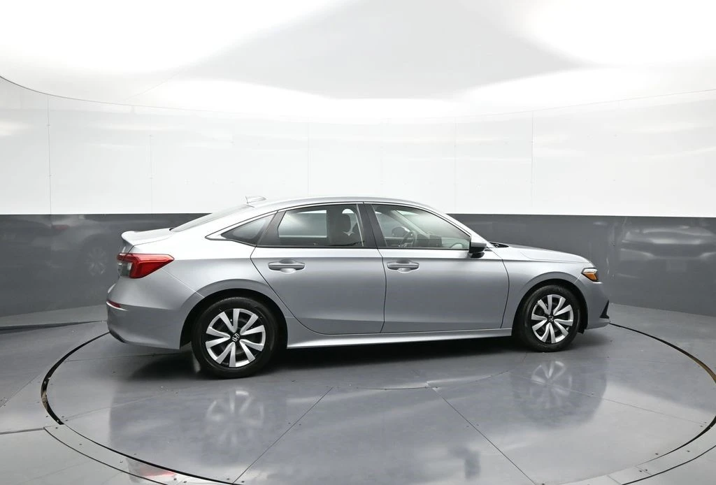 2023 Honda Civic 11th Gen - Image 9 of 12