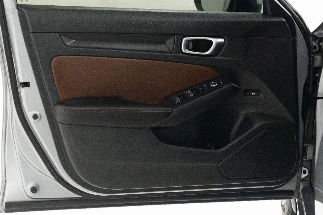 2023 Honda Civic 11th Gen - Image 21 of 31