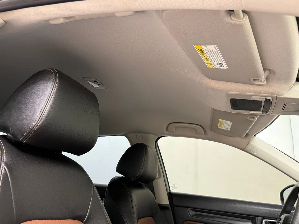 2023 Honda Civic 11th Gen - Image 27 of 31
