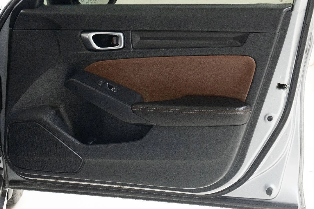 2023 Honda Civic 11th Gen - Image 20 of 31