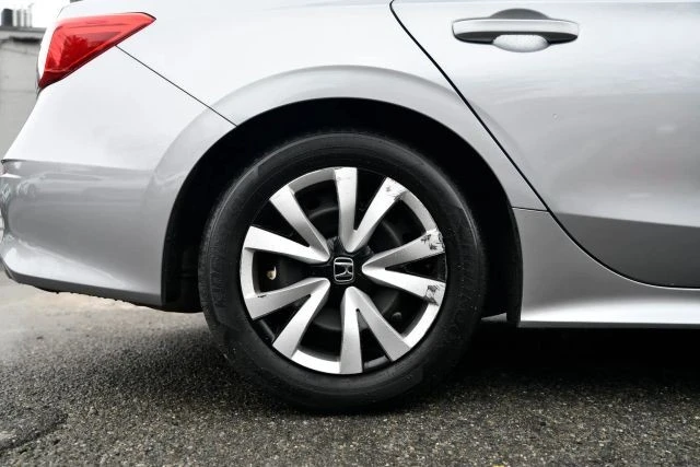2023 Honda Civic 11th Gen - Image 26 of 27