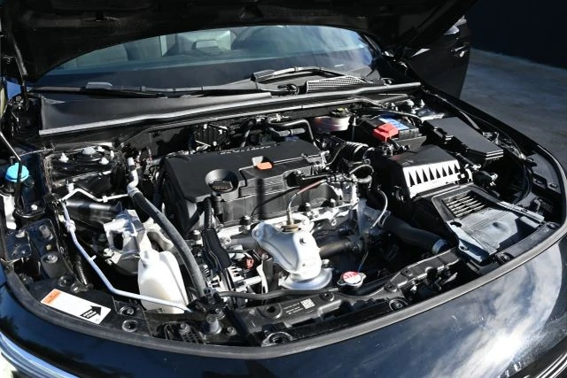 2023 Honda Civic 11th Gen - Image 16 of 18