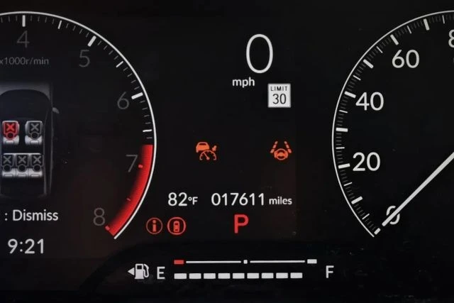 2023 Honda Civic 11th Gen - Image 9 of 18
