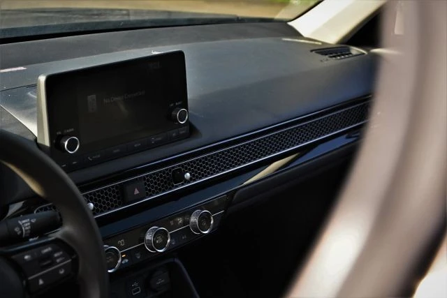 2023 Honda Civic 11th Gen - Image 10 of 18