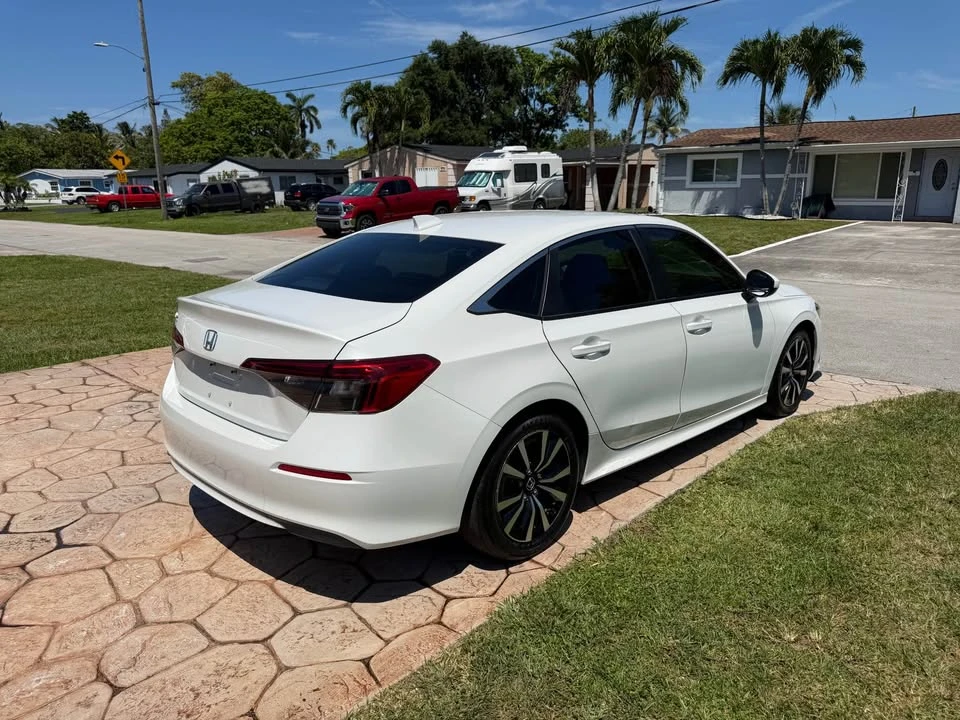 2023 Honda Civic 11th Gen - Image 5 of 16
