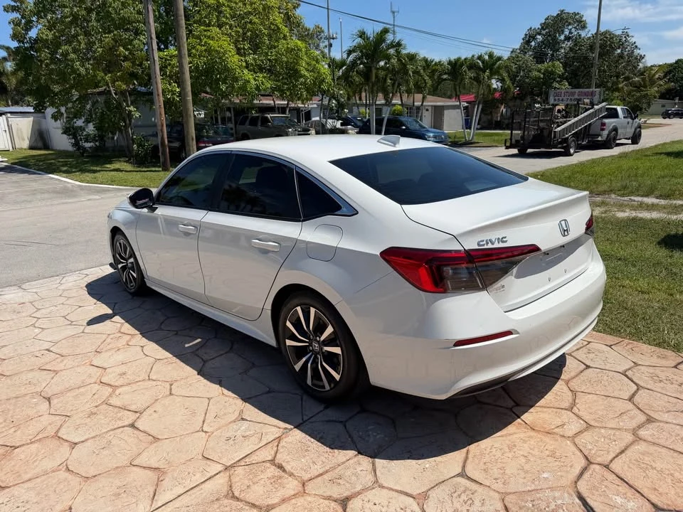 2023 Honda Civic 11th Gen - Image 7 of 16