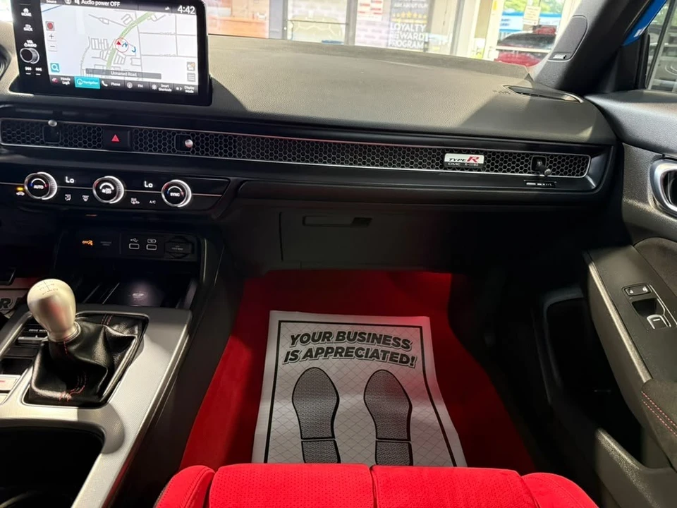 2023 Honda Civic 11th Gen - Image 21 of 31