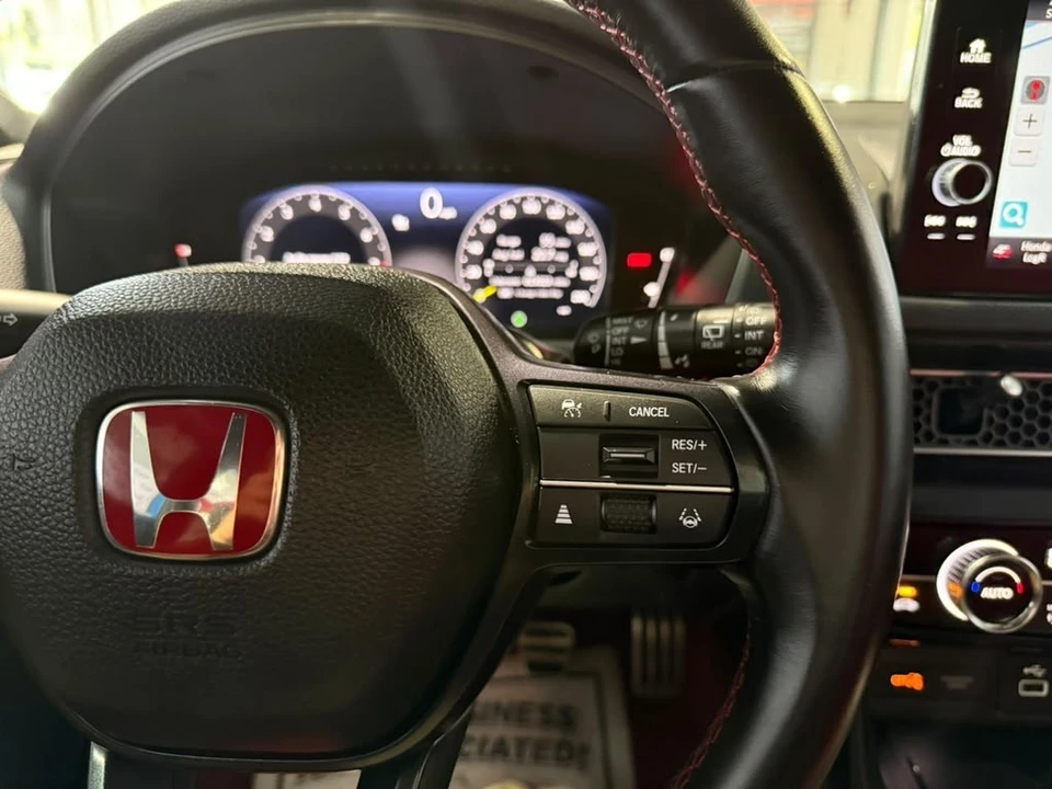 2023 Honda Civic 11th Gen - Image 15 of 31