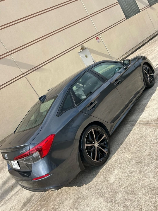 2023 Honda Civic 11th Gen - Image 9 of 21